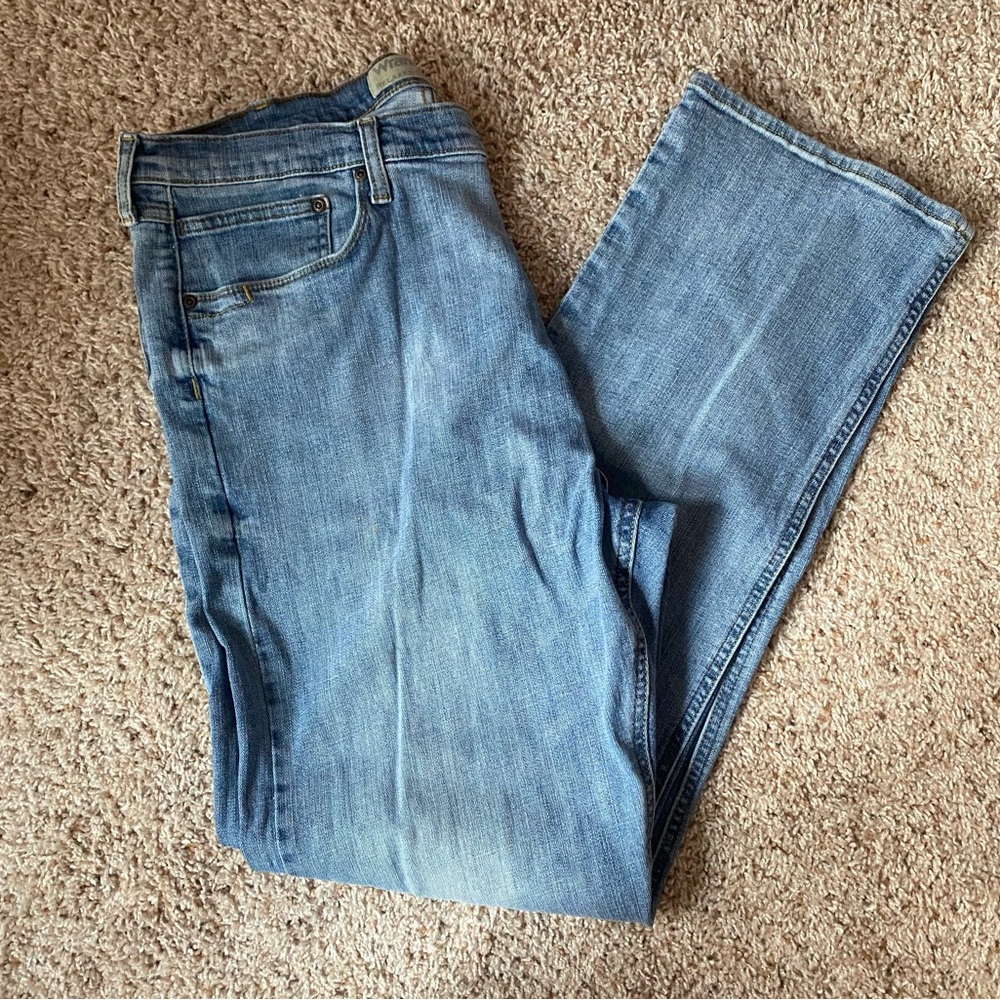 wrangler flex relaxed straight leg jeans